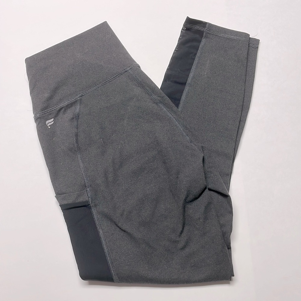 Fabletics Leggings Cropped Length with Phone Pocket